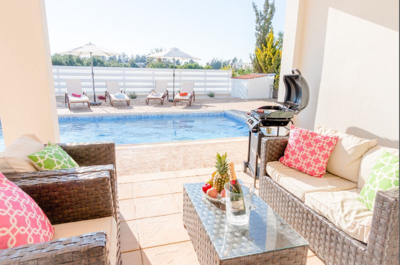 Bungalow Casa Bonita By Ezoria Villas Coral Bay Exteriör bild
